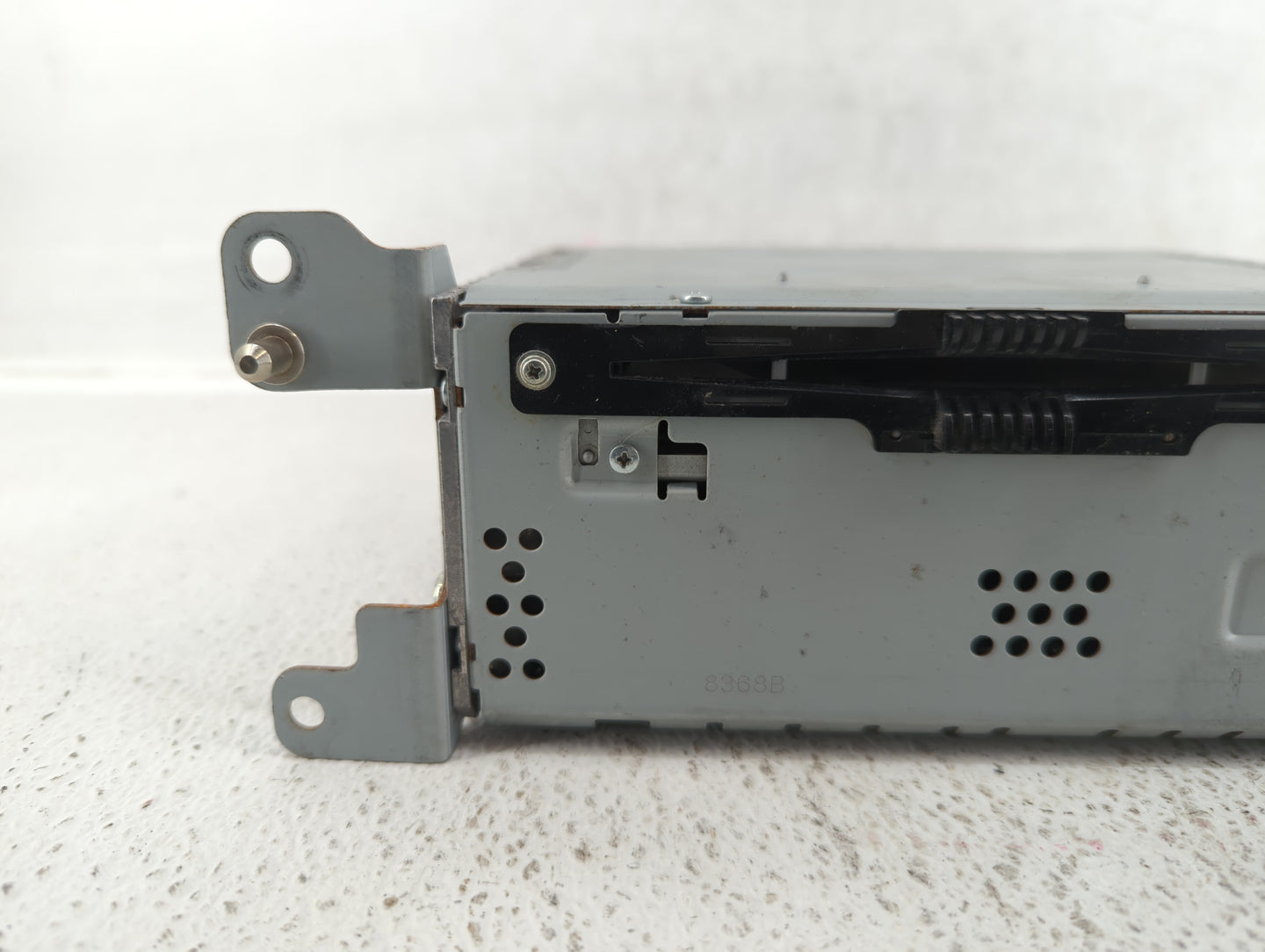 2017-2020 Ford Fusion Am Fm Cd Player Radio Receiver - Oemusedautoparts1.com