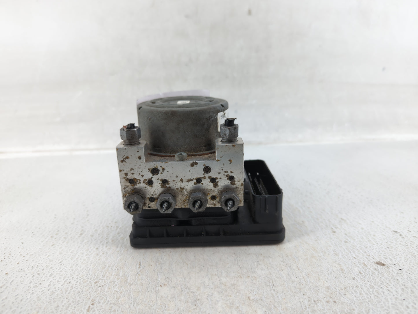 2017-2018 Ford Fusion ABS Pump Control Module Replacement P/N:HG9C-2B373-AG Fits Fits 2017 2018 OEM Used Auto Parts - Oemuse