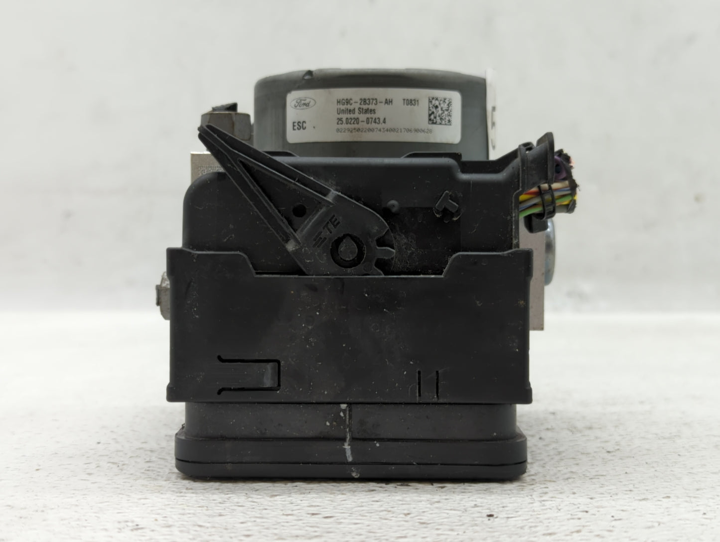 2017-2018 Ford Fusion ABS Pump Control Module Replacement P/N:HG9C-2B373-AH Fits Fits 2017 2018 OEM Used Auto Parts - Oemuse