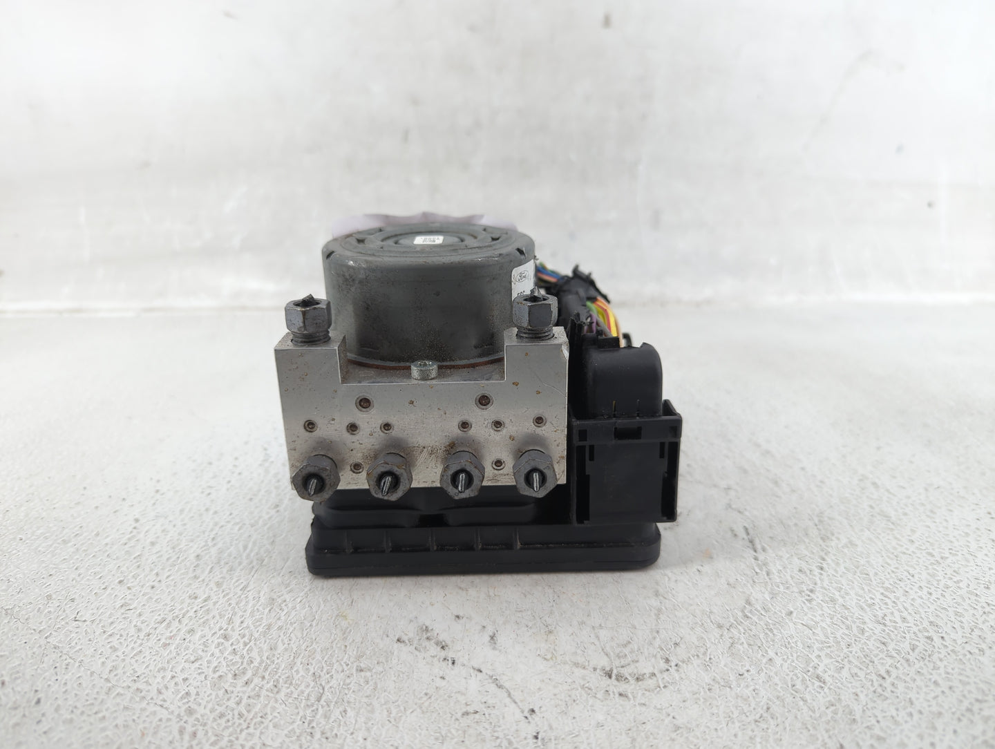2017-2018 Ford Fusion ABS Pump Control Module Replacement P/N:HG9C-2B373-AG Fits Fits 2017 2018 OEM Used Auto Parts - Oemuse