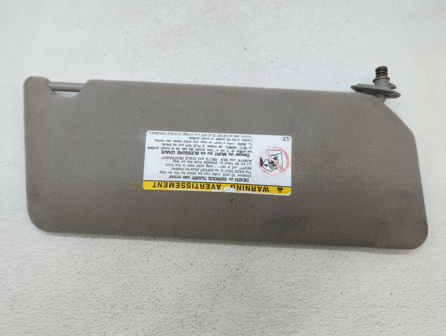 2017-2020 Ford Fusion Sun Visor Shade Replacement Driver Left Mirror Fits Fits 2017 2018 2019 2020 OEM Used Auto Parts - Oem