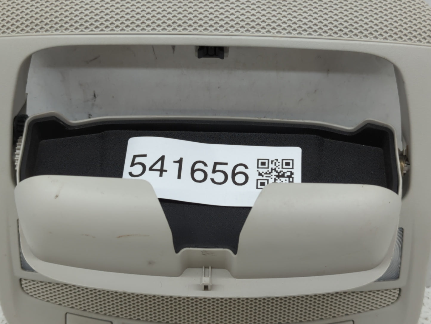 2017-2020 Ford Fusion Center Floor Console P/N:DS73-F519A58-CB Fits Fits 2017 2018 2019 2020 OEM Used Auto Parts - Oemusedau
