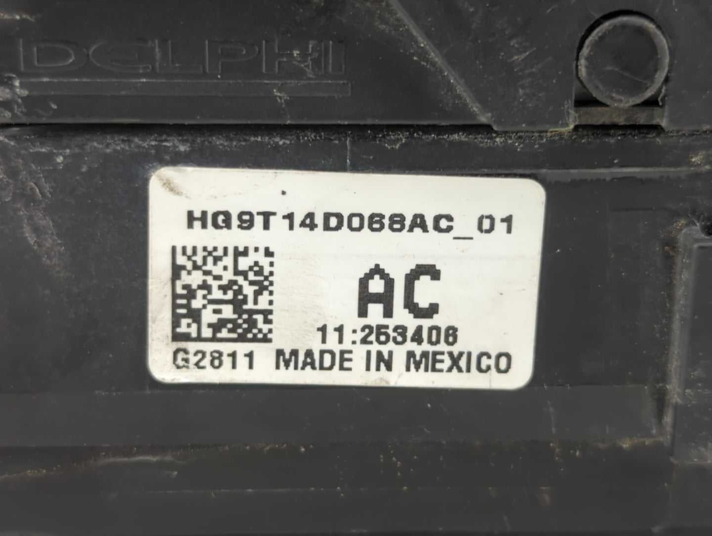 2017-2020 Ford Fusion Fusebox Fuse Box Panel Relay Module P/N:HG9T14D066AC Fits Fits 2017 2018 2019 2020 OEM Used Auto Parts