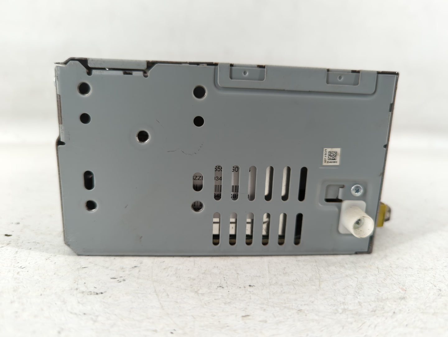 2017-2020 Ford Fusion Am Fm Cd Player Radio Receiver - Oemusedautoparts1.com