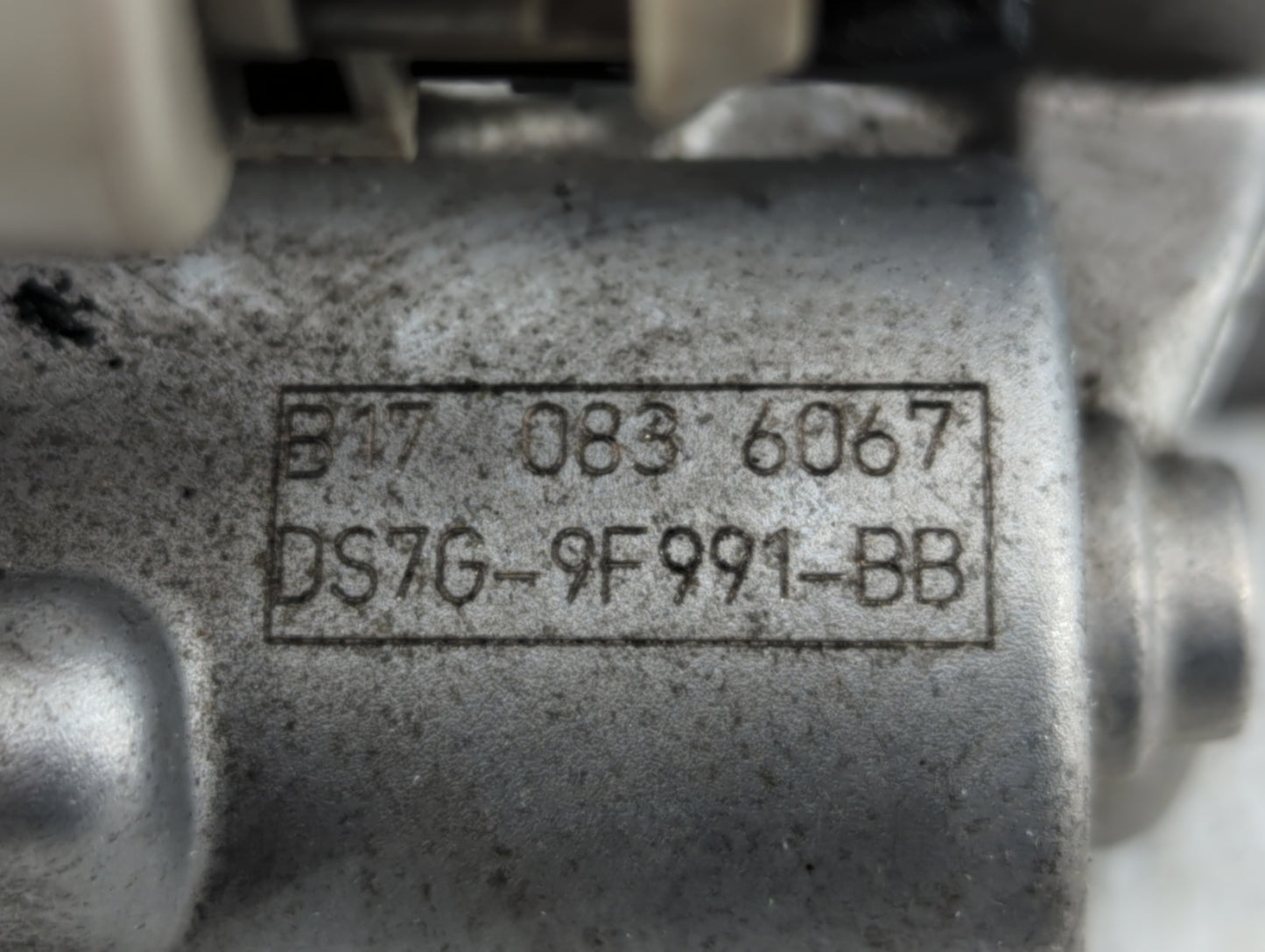 2014-2020 Ford Fusion Throttle Body P/N:DS7G-9F991-BB Fits Fits 2014 2015 2016 2017 2018 2019 2020 OEM Used Auto Parts - Oem