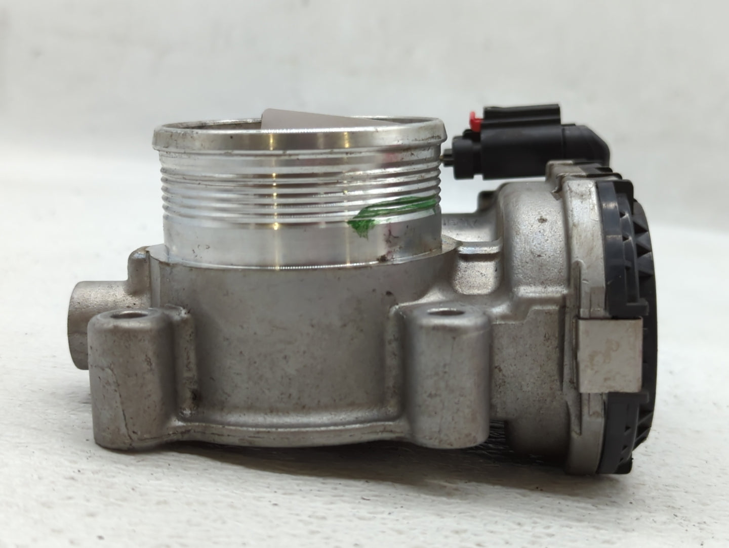 2014-2020 Ford Fusion Throttle Body P/N:DS7E-9F991-BB Fits Fits 2014 2015 2016 2017 2018 2019 2020 2021 2022 OEM Used Auto P