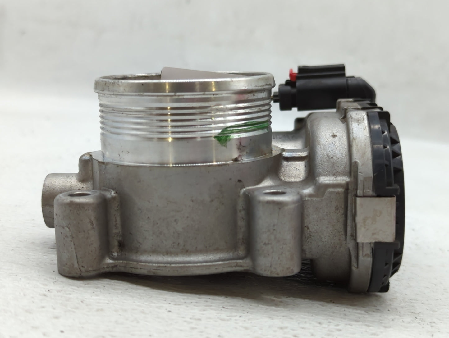 2014-2020 Ford Fusion Throttle Body P/N:DS7E-9F991-BB Fits Fits 2014 2015 2016 2017 2018 2019 2020 2021 2022 OEM Used Auto P