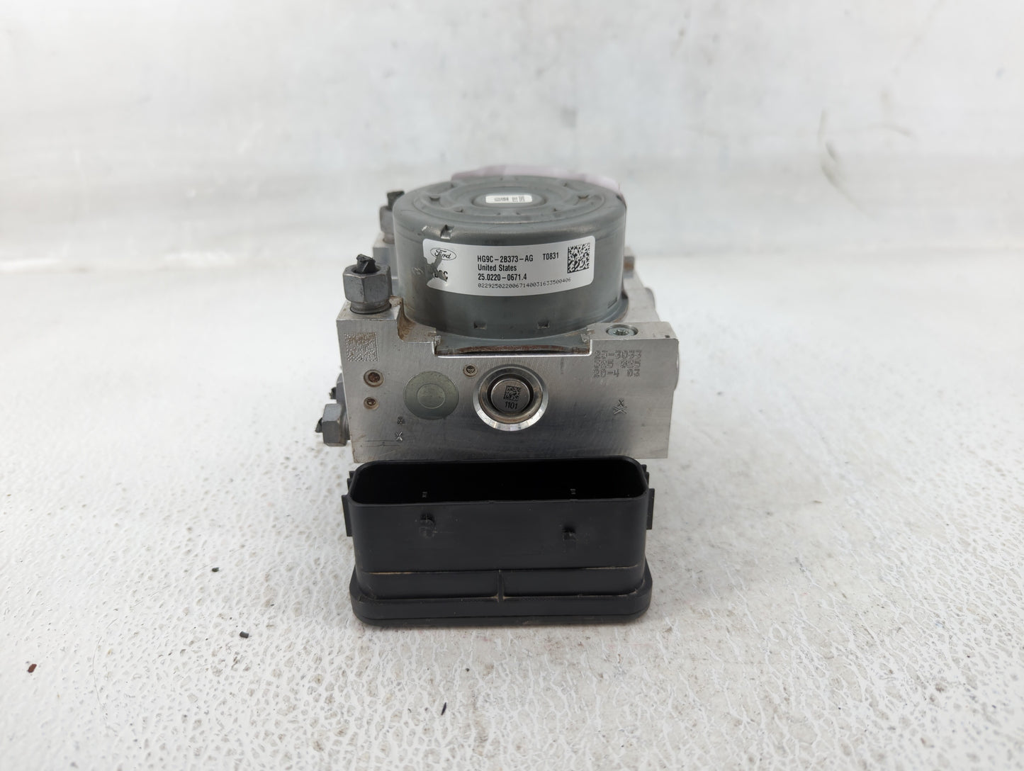 2017-2018 Ford Fusion ABS Pump Control Module Replacement P/N:HG9C-2B373-AH Fits Fits 2017 2018 OEM Used Auto Parts - Oemuse