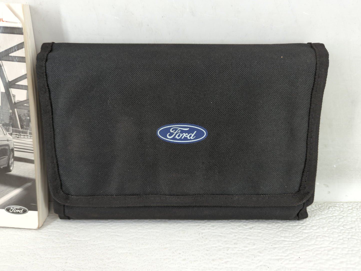 2017 Ford Fusion Owners Manual Book Guide P/N:HE5J 19A321 AB OEM Used Auto Parts - Oemusedautoparts1.com