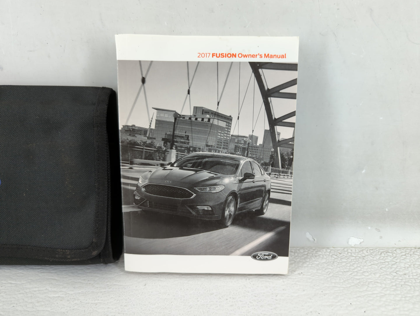 2017 Ford Fusion Owners Manual Book Guide P/N:HE5J19A321AB OEM Used Auto Parts - Oemusedautoparts1.com