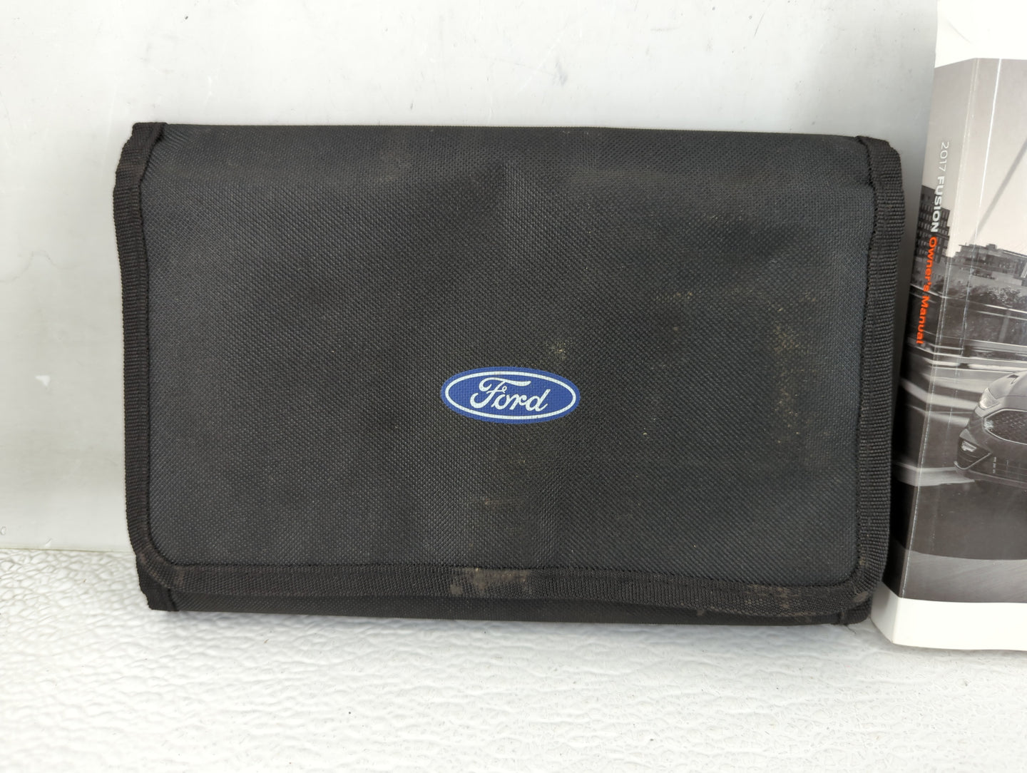 2017 Ford Fusion Owners Manual Book Guide P/N:HE5J19A321AB OEM Used Auto Parts - Oemusedautoparts1.com