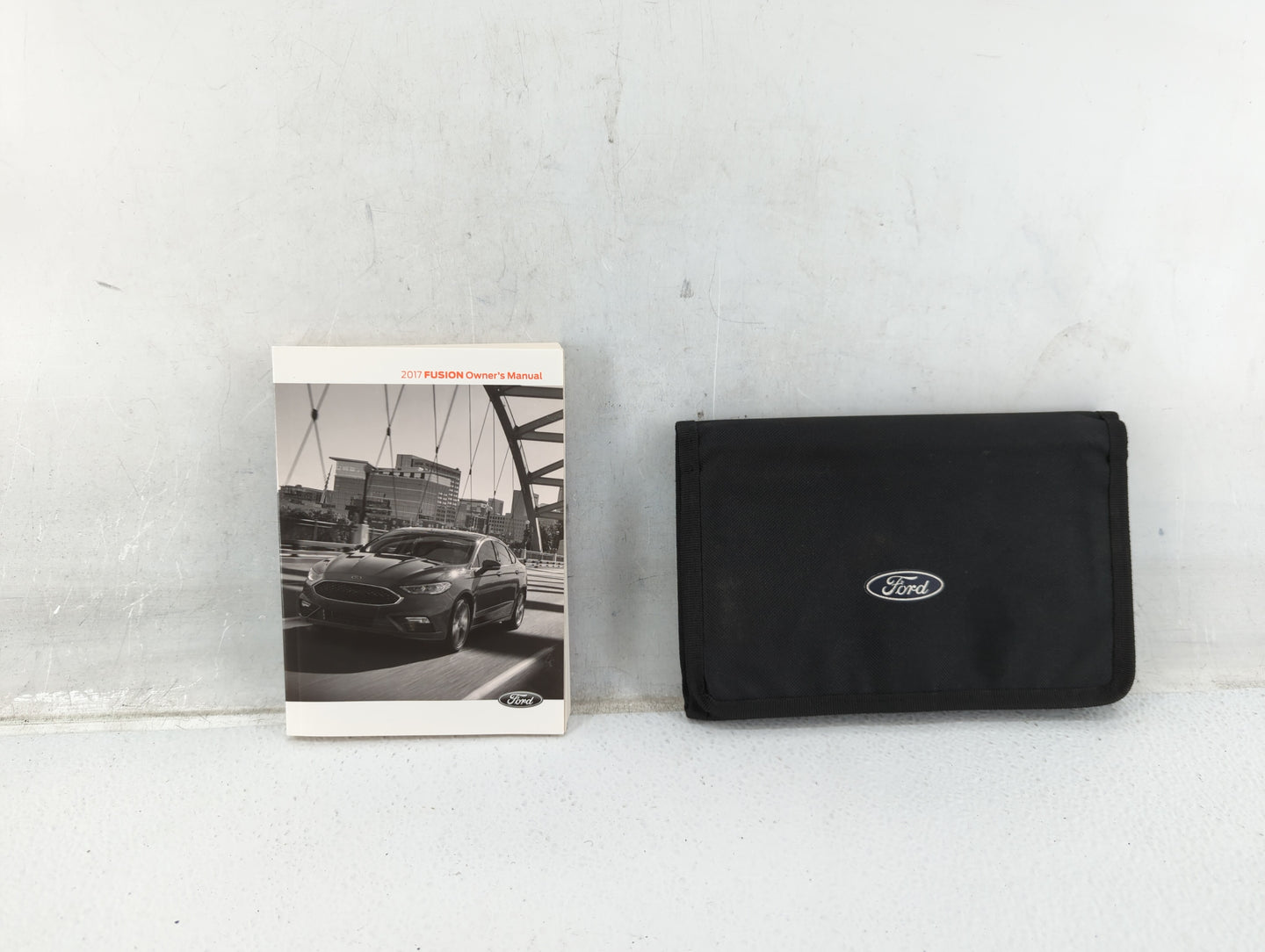 2017 Ford Fusion Owners Manual Book Guide P/N:HE5J19A321 AB OEM Used Auto Parts - Oemusedautoparts1.com