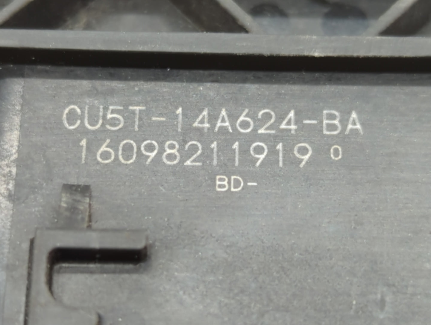 2017-2019 Ford Fusion PCM Engine Control Computer ECU ECM PCU OEM P/N:HS7A-12A650-ABB Fits Fits 2017 2018 2019 OEM Used Auto