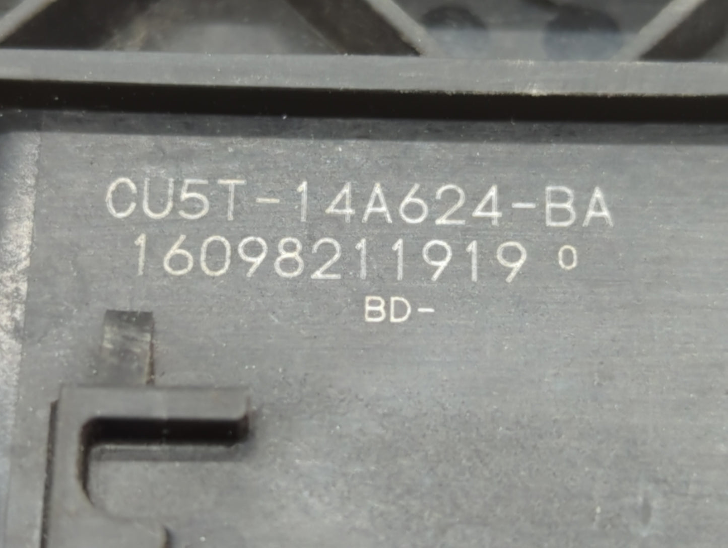 2017-2019 Ford Fusion PCM Engine Control Computer ECU ECM PCU OEM P/N:HS7A-12A650-ABB Fits Fits 2017 2018 2019 OEM Used Auto