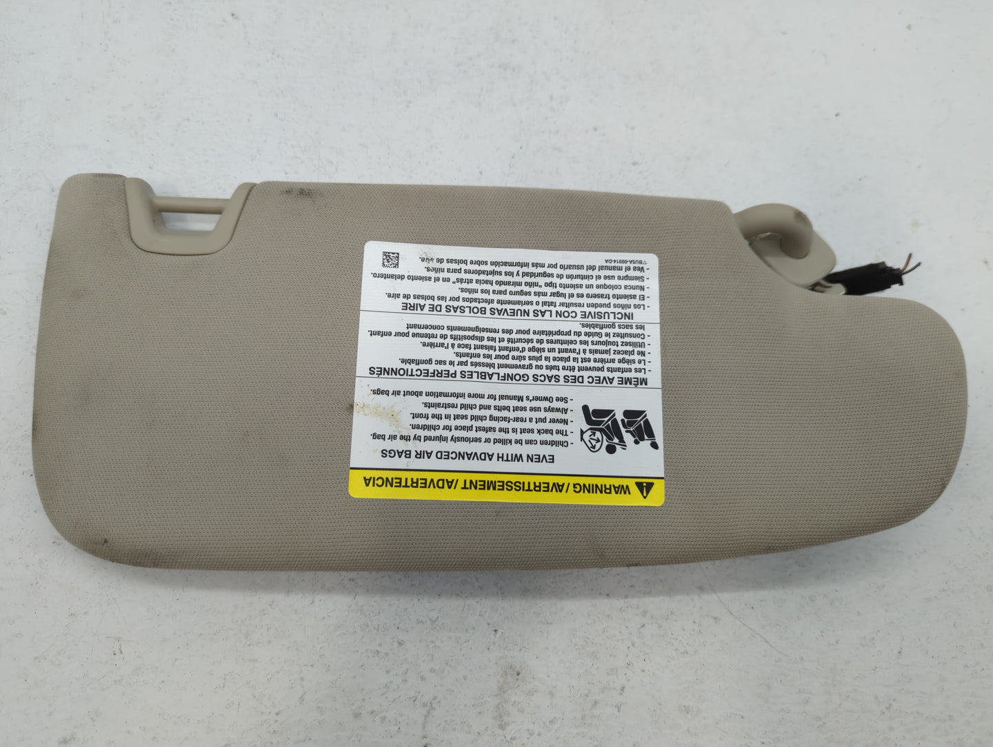 2017-2020 Ford Fusion Sun Visor Shade Replacement Passenger Right Mirror Fits Fits 2017 2018 2019 2020 OEM Used Auto Parts -