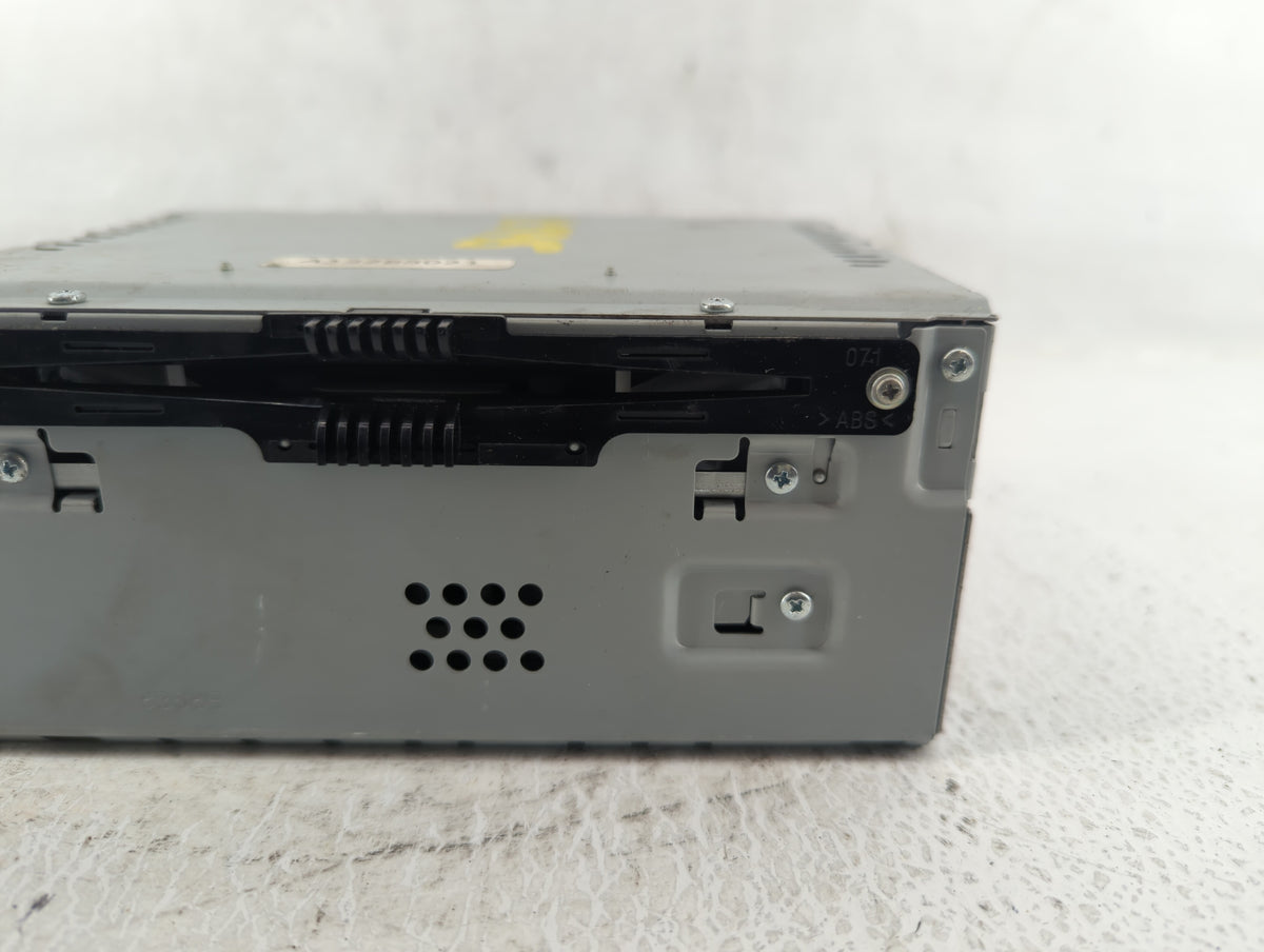 2017-2020 Ford Fusion Am Fm Cd Player Radio Receiver 572265 - Oemusedautoparts1.com