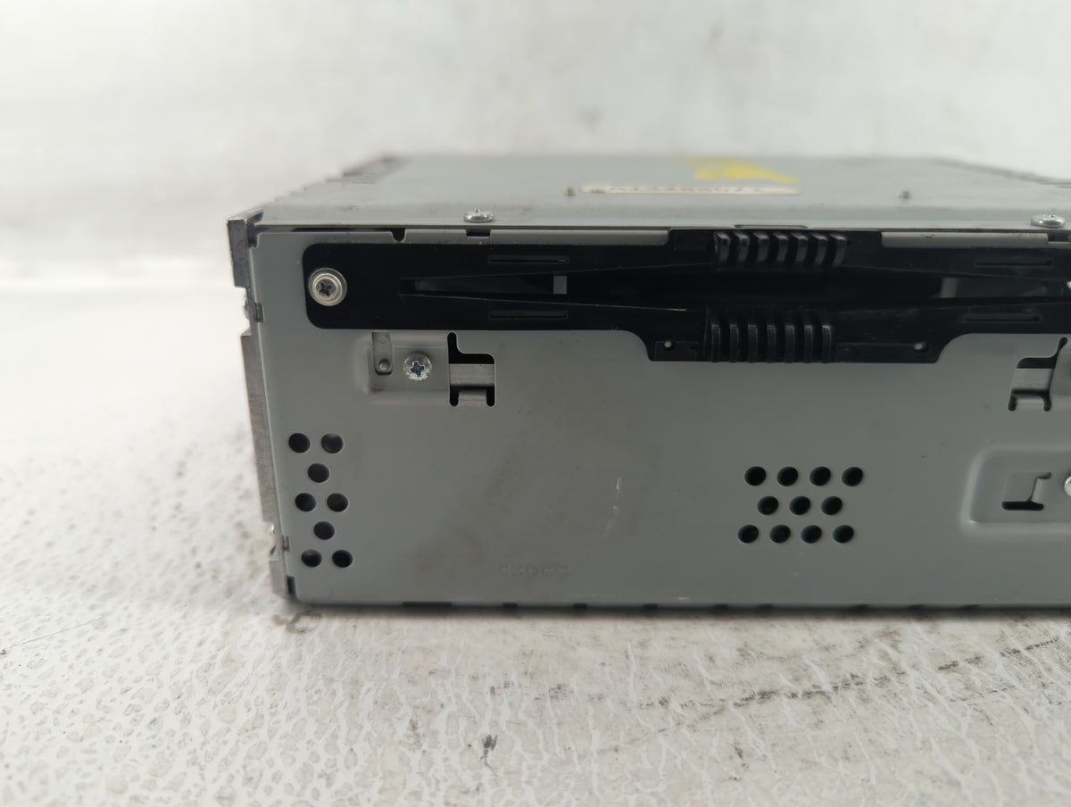 2017-2020 Ford Fusion Am Fm Cd Player Radio Receiver 572265 - Oemusedautoparts1.com