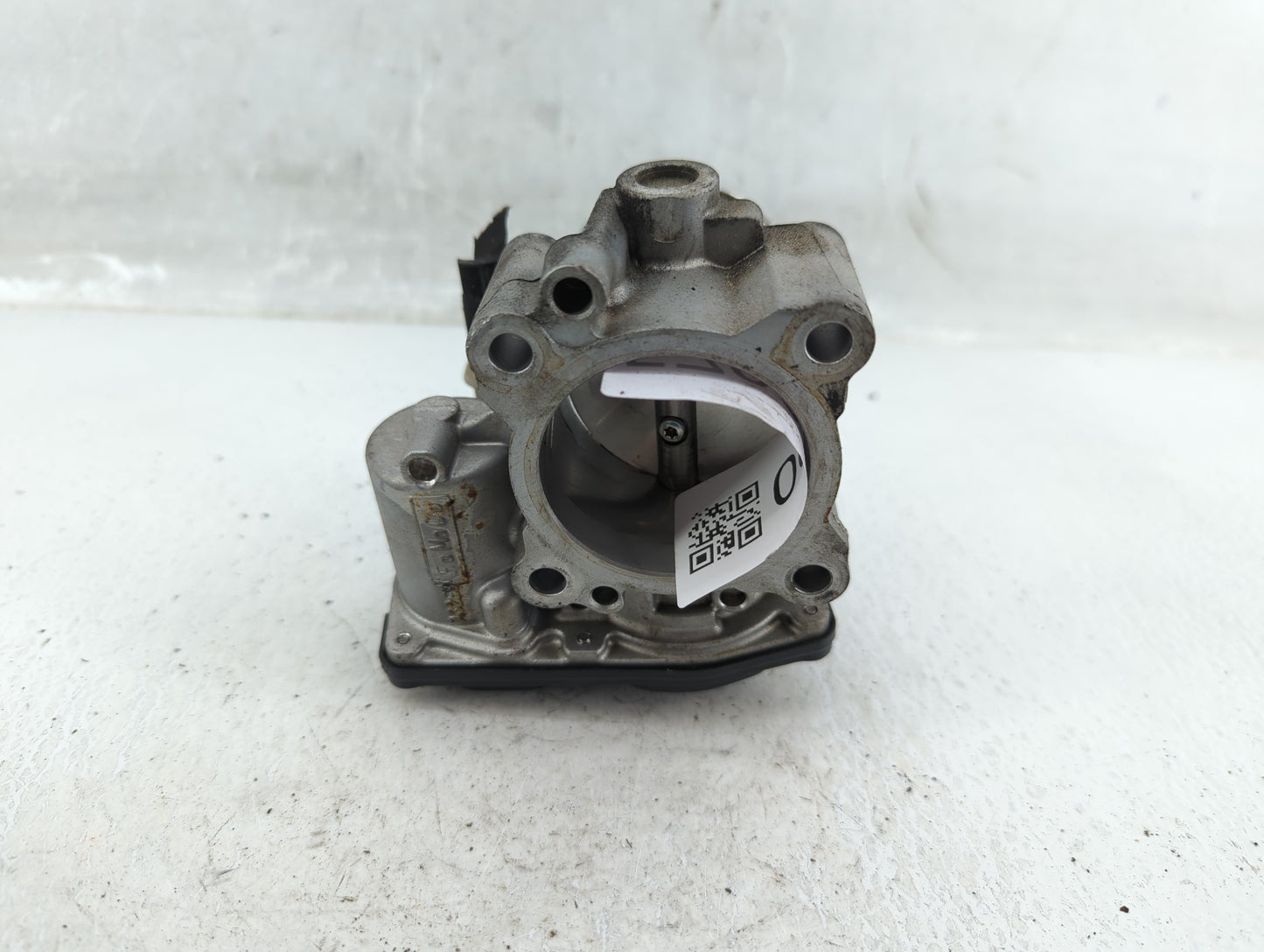 2014-2020 Ford Fusion Throttle Body P/N:DS7G-9F991-BB Fits Fits 2014 2015 2016 2017 2018 2019 2020 OEM Used Auto Parts - Oem