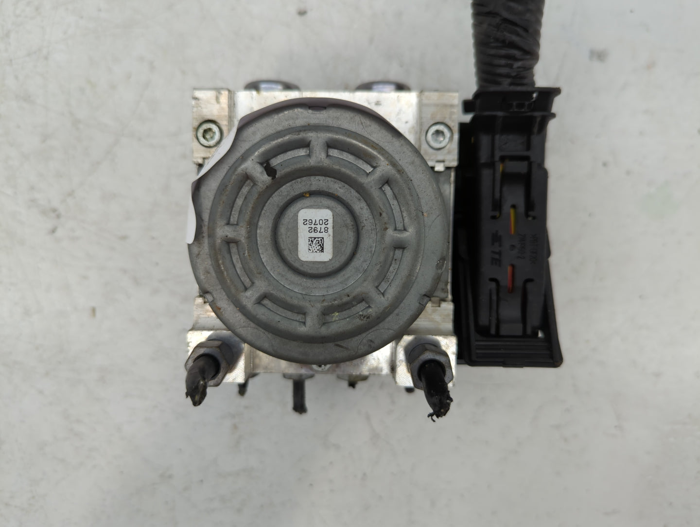 2017-2018 Ford Fusion ABS Pump Control Module Replacement P/N:HG9C-2B373-BG Fits Fits 2017 2018 OEM Used Auto Parts - Oemuse