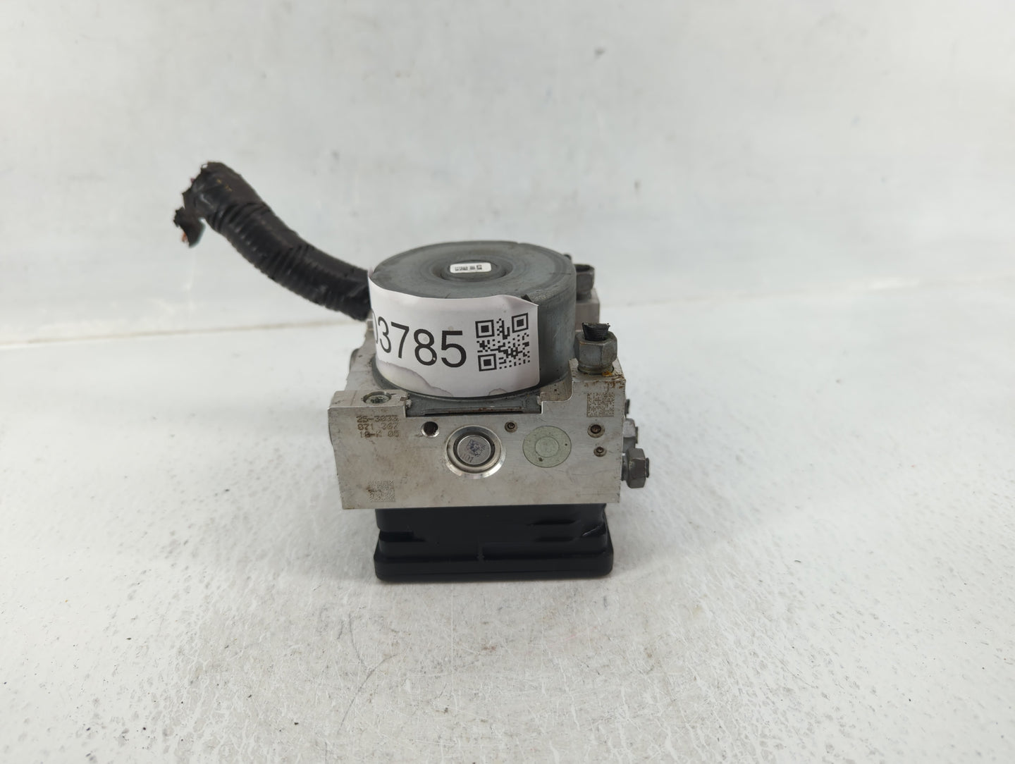 2017-2018 Ford Fusion ABS Pump Control Module Replacement P/N:HG9C-2B373-BH HG9C-2B373-BG Fits Fits 2017 2018 OEM Used Auto 