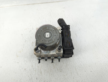2017-2018 Ford Fusion ABS Pump Control Module Replacement P/N:HG9C-2B373-BF Fits Fits 2017 2018 OEM Used Auto Parts