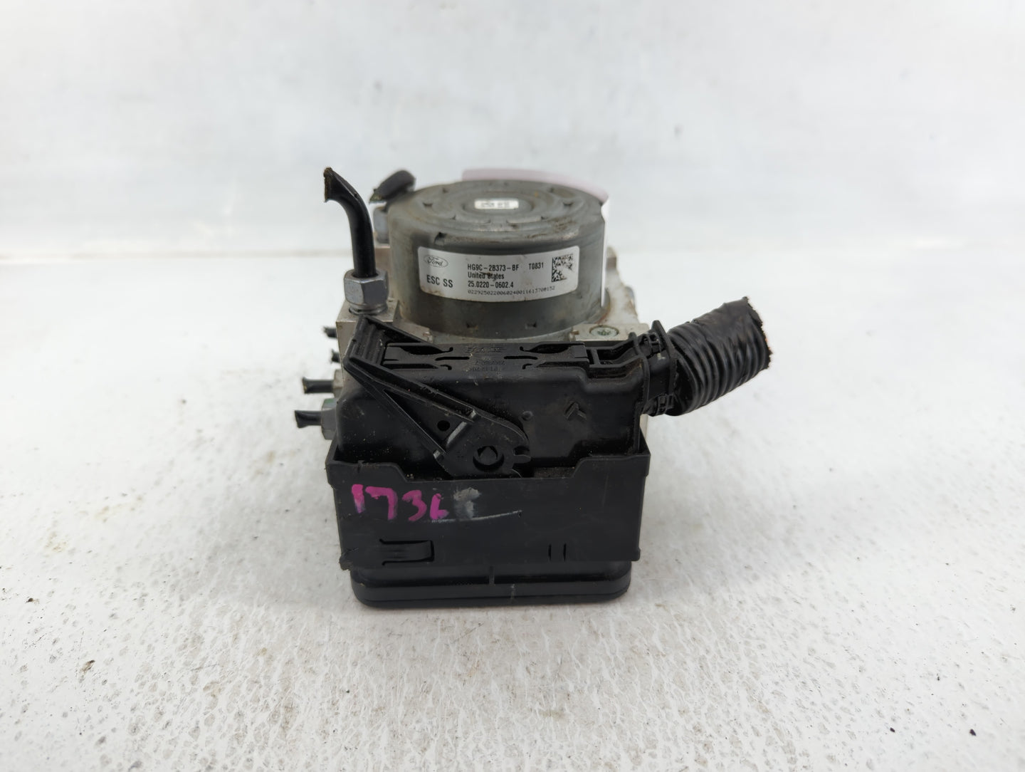 2017-2018 Ford Fusion ABS Pump Control Module Replacement P/N:HG9C-2B373-BF Fits Fits 2017 2018 OEM Used Auto Parts - Oemuse
