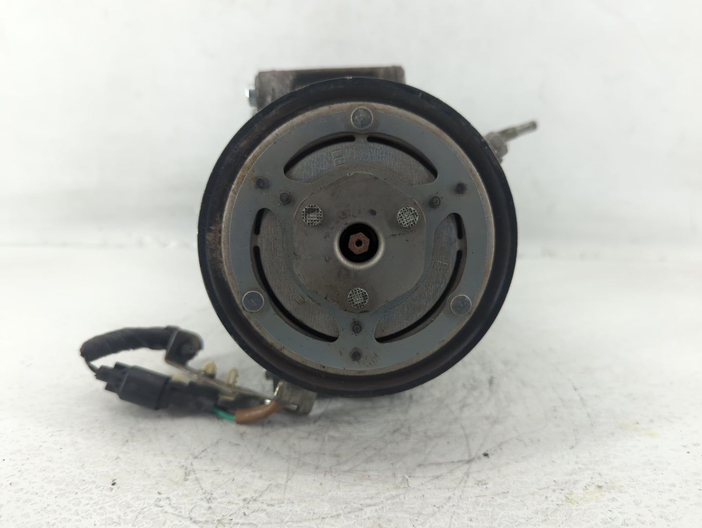 2017-2020 Ford Fusion Air Conditioning A/c Ac Compressor Oem - Oemusedautoparts1.com