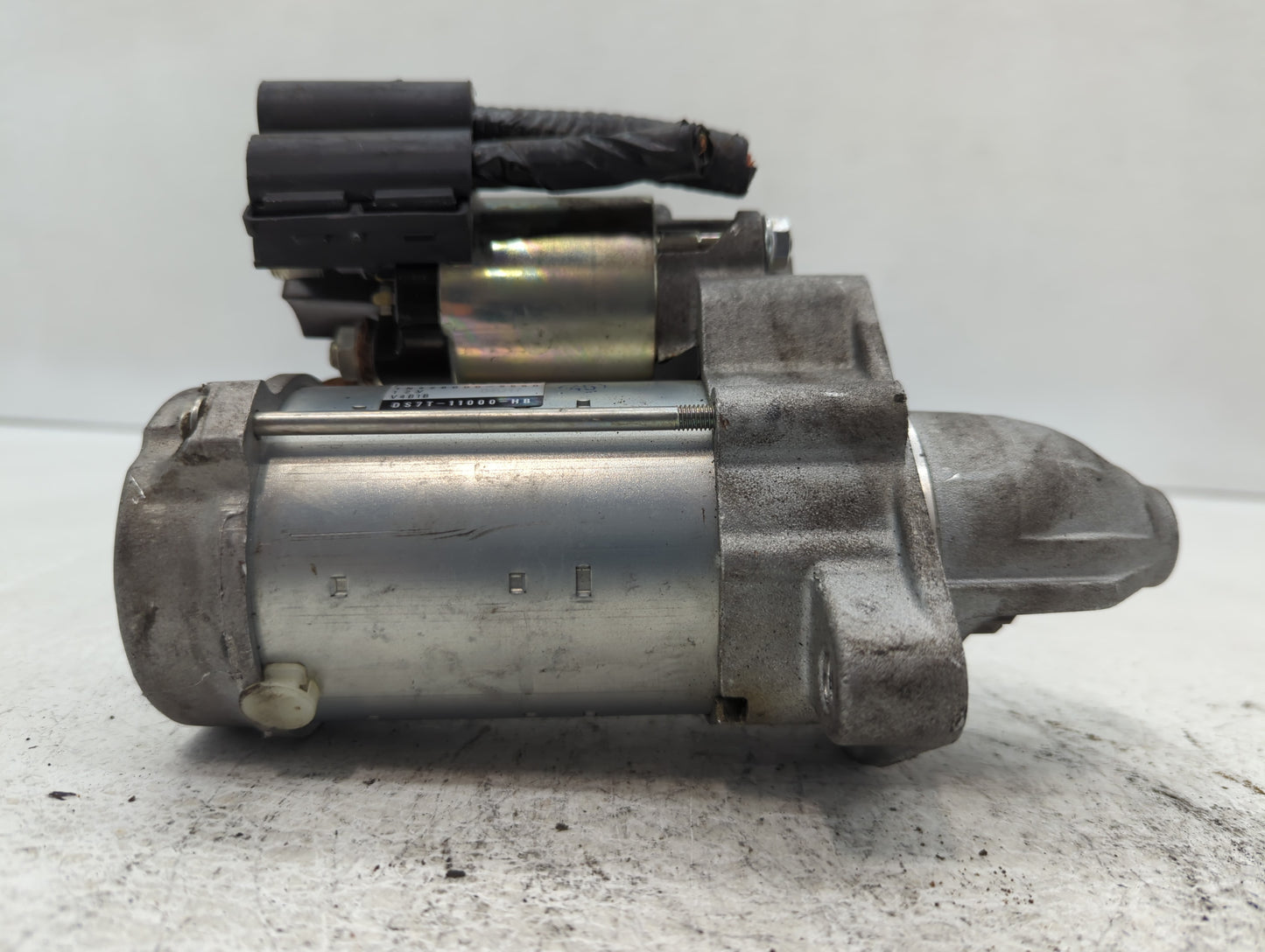 2013-2016 Ford Fusion Car Starter Motor Solenoid OEM P/N:TN428000-9560 DS7T-11000-HB Fits Fits 2013 2014 2015 2016 OEM Used 