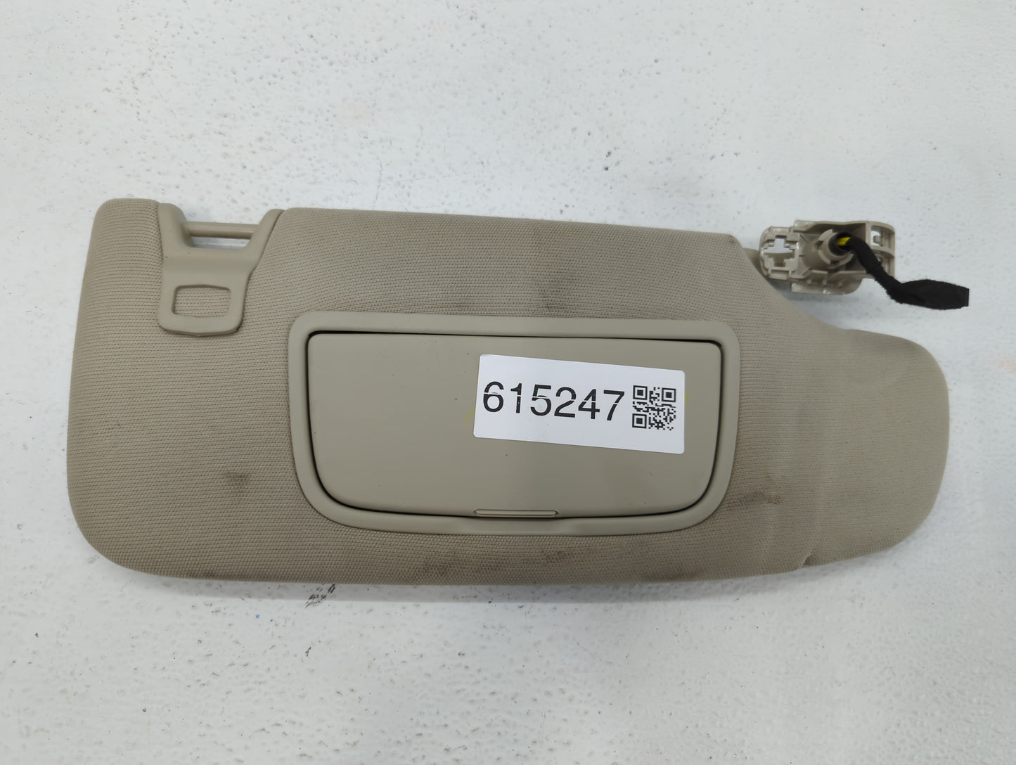 2017-2020 Ford Fusion Sun Visor Shade Replacement Passenger Right Mirror Fits Fits 2017 2018 2019 2020 OEM Used Auto Parts -