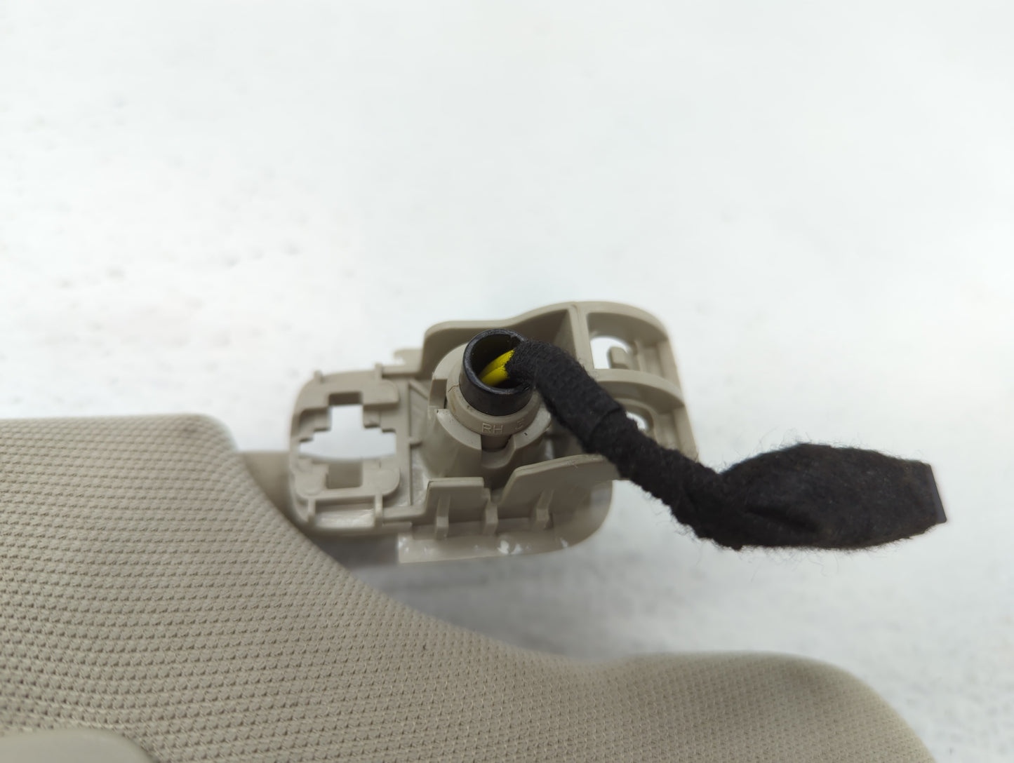 2017-2020 Ford Fusion Sun Visor Shade Replacement Passenger Right Mirror Fits Fits 2017 2018 2019 2020 OEM Used Auto Parts -