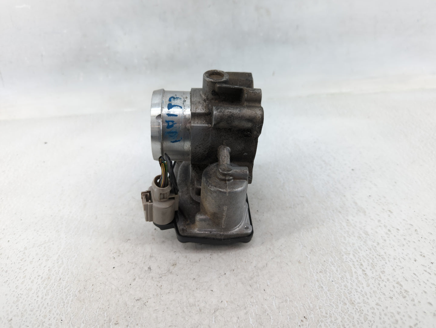 2014-2020 Ford Fusion Throttle Body P/N:DS7G-9F991-BB B17 067 4790 Fits Fits 2014 2015 2016 2017 2018 2019 2020 OEM Used Aut