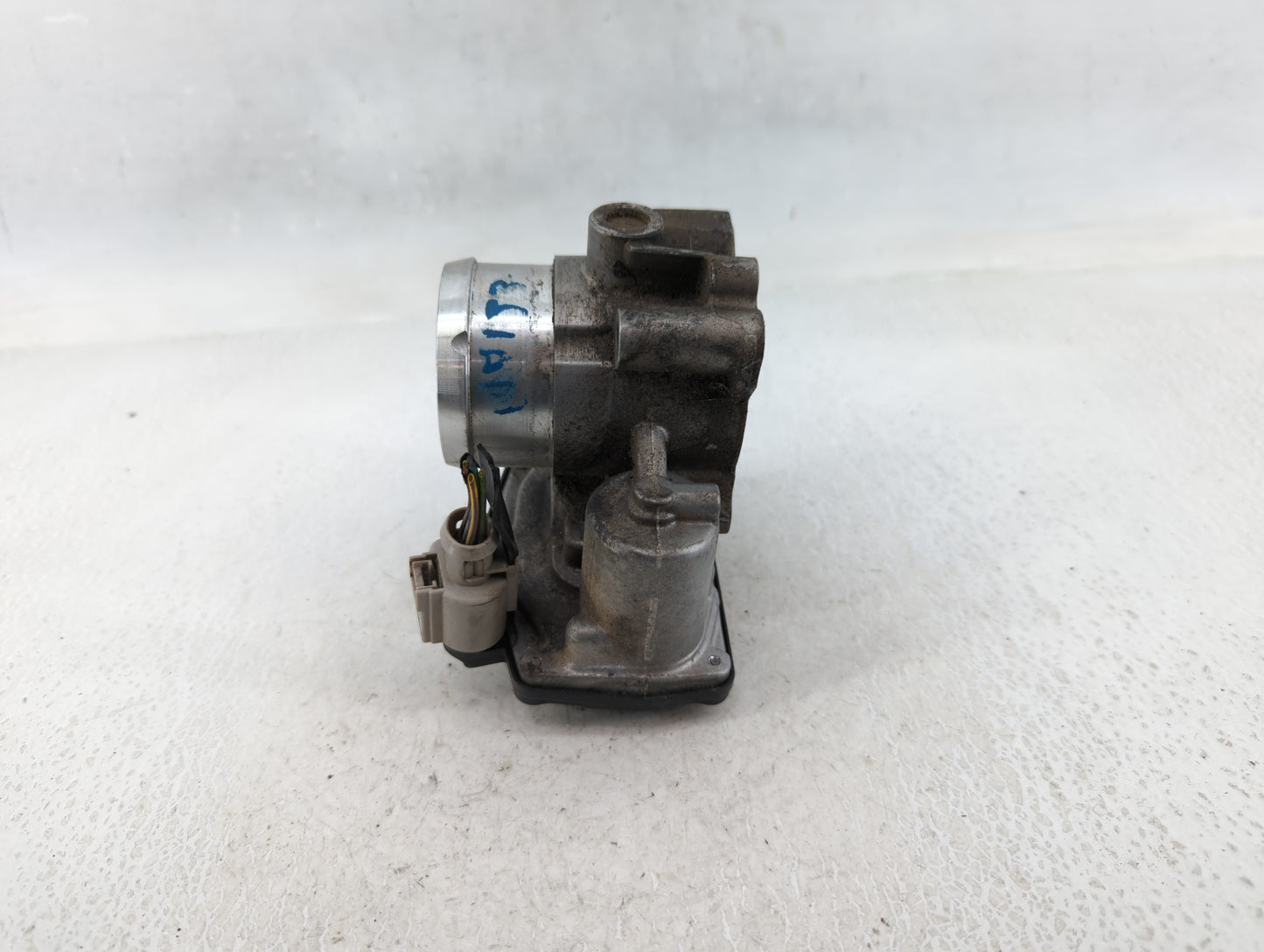 2014-2020 Ford Fusion Throttle Body P/N:DS7G-9F991-BB B17 067 4790 Fits Fits 2014 2015 2016 2017 2018 2019 2020 OEM Used Aut