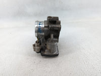 2014-2020 Ford Fusion Throttle Body P/N:DS7G-9F991-BB B17 067 4790 Fits Fits 2014 2015 2016 2017 2018 2019 2020 OEM Used Aut