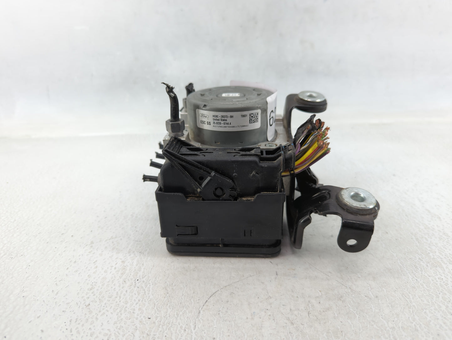 2017-2018 Ford Fusion ABS Pump Control Module Replacement P/N:HG9C 2B373-BH Fits Fits 2017 2018 OEM Used Auto Parts - Oemuse