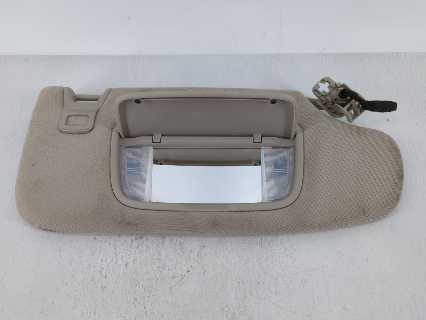 2017-2020 Ford Fusion Sun Visor Shade Replacement Passenger Right Mirror Fits Fits 2017 2018 2019 2020 OEM Used Auto Parts -