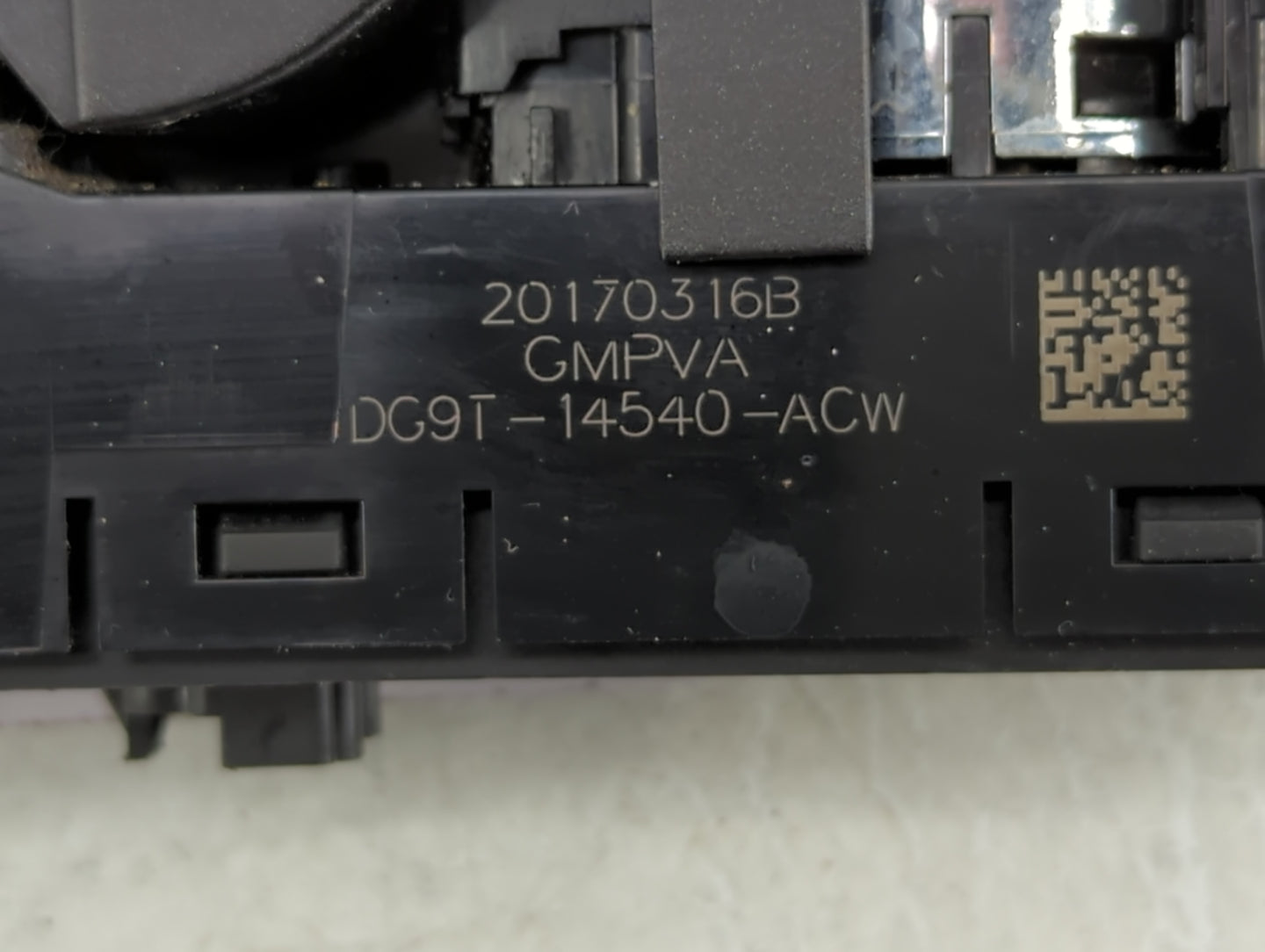 2017-2020 Ford Fusion Master Power Window Switch Replacement Driver Side Left P/N:DG9T-14540-ACW Fits Fits 2017 2018 2019 20