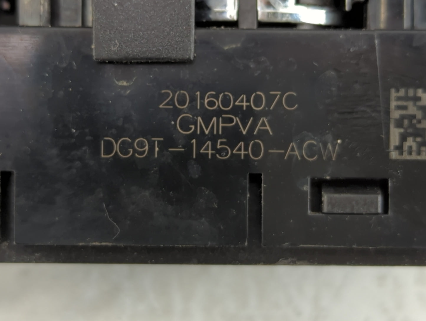 2017-2020 Ford Fusion Master Power Window Switch Replacement Driver Side Left P/N:DG9T-14540-ACW Fits Fits 2017 2018 2019 20