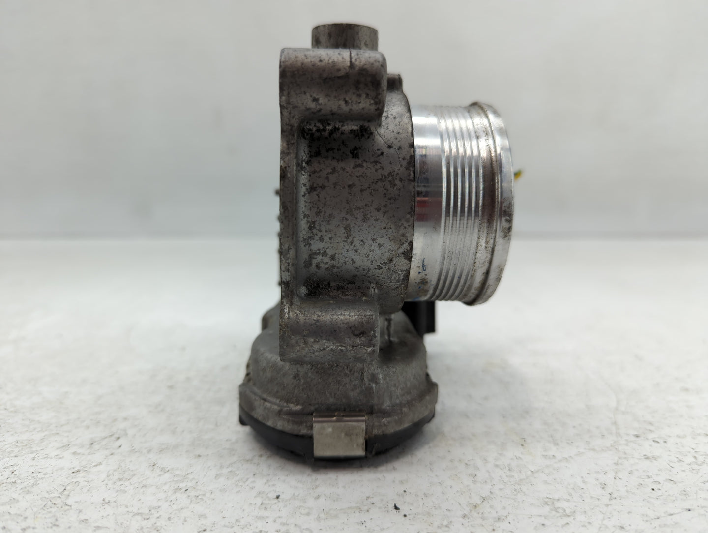 2014-2020 Ford Fusion Throttle Body P/N:DS7E -9F991-BB Fits Fits 2014 2015 2016 2017 2018 2019 2020 2021 2022 OEM Used Auto 