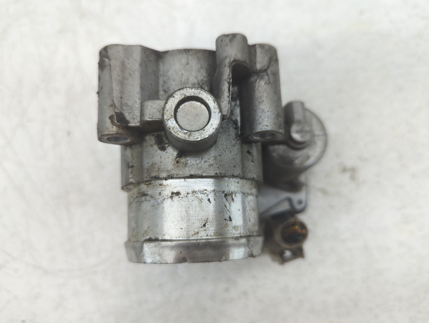 2014-2020 Ford Fusion Throttle Body P/N:B16 196 4380 DS7G-9F991-BB Fits Fits 2014 2015 2016 2017 2018 2019 2020 OEM Used Aut