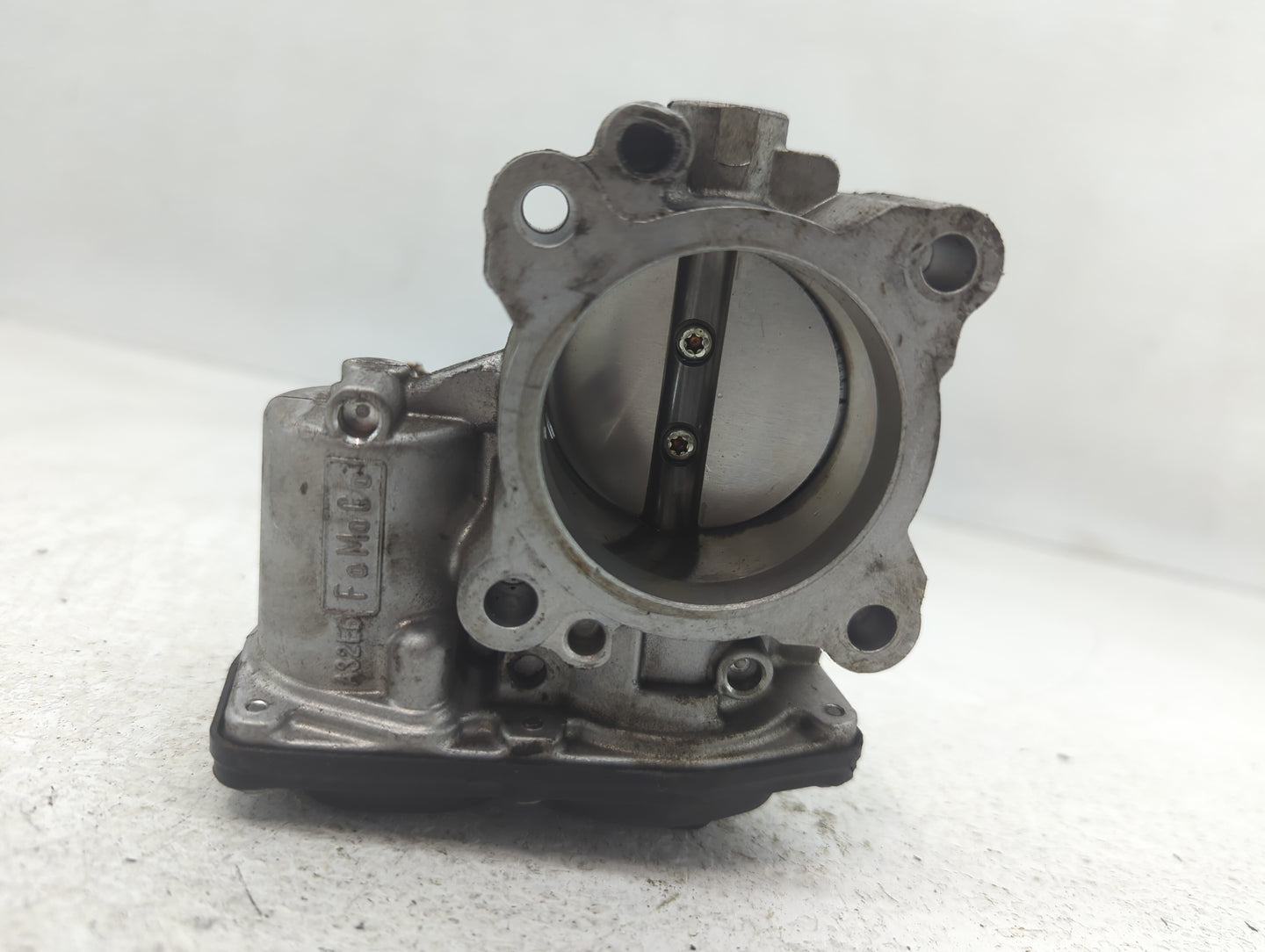 2014-2020 Ford Fusion Throttle Body P/N:B16 196 4380 DS7G-9F991-BB Fits Fits 2014 2015 2016 2017 2018 2019 2020 OEM Used Aut