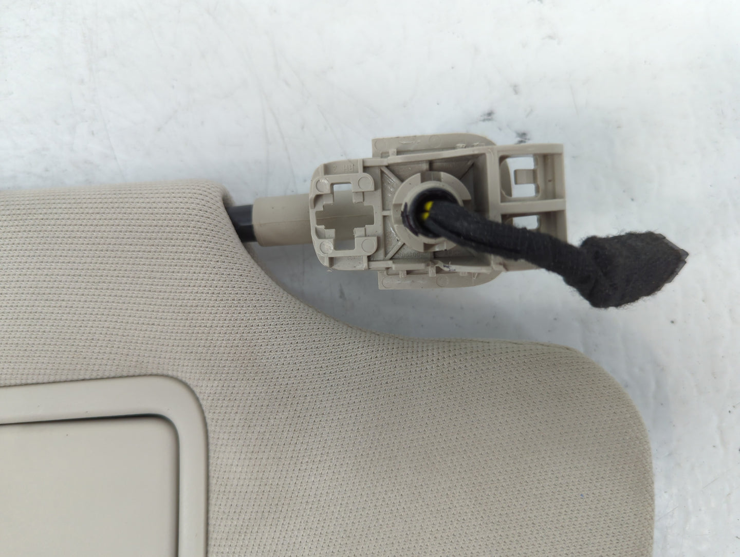 2017-2020 Ford Fusion Sun Visor Shade Replacement Passenger Right Mirror Fits Fits 2017 2018 2019 2020 OEM Used Auto Parts -