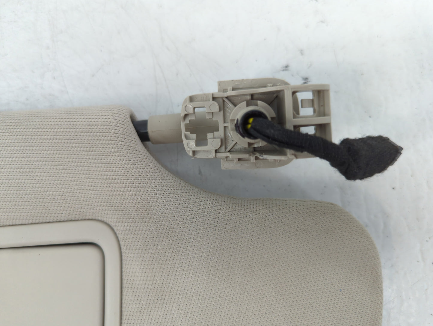 2017-2020 Ford Fusion Sun Visor Shade Replacement Passenger Right Mirror Fits Fits 2017 2018 2019 2020 OEM Used Auto Parts -