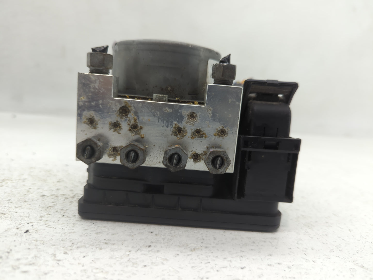 2017-2018 Ford Fusion ABS Pump Control Module Replacement P/N:HG9C-2B373-AG Fits Fits 2017 2018 OEM Used Auto Parts - Oemuse