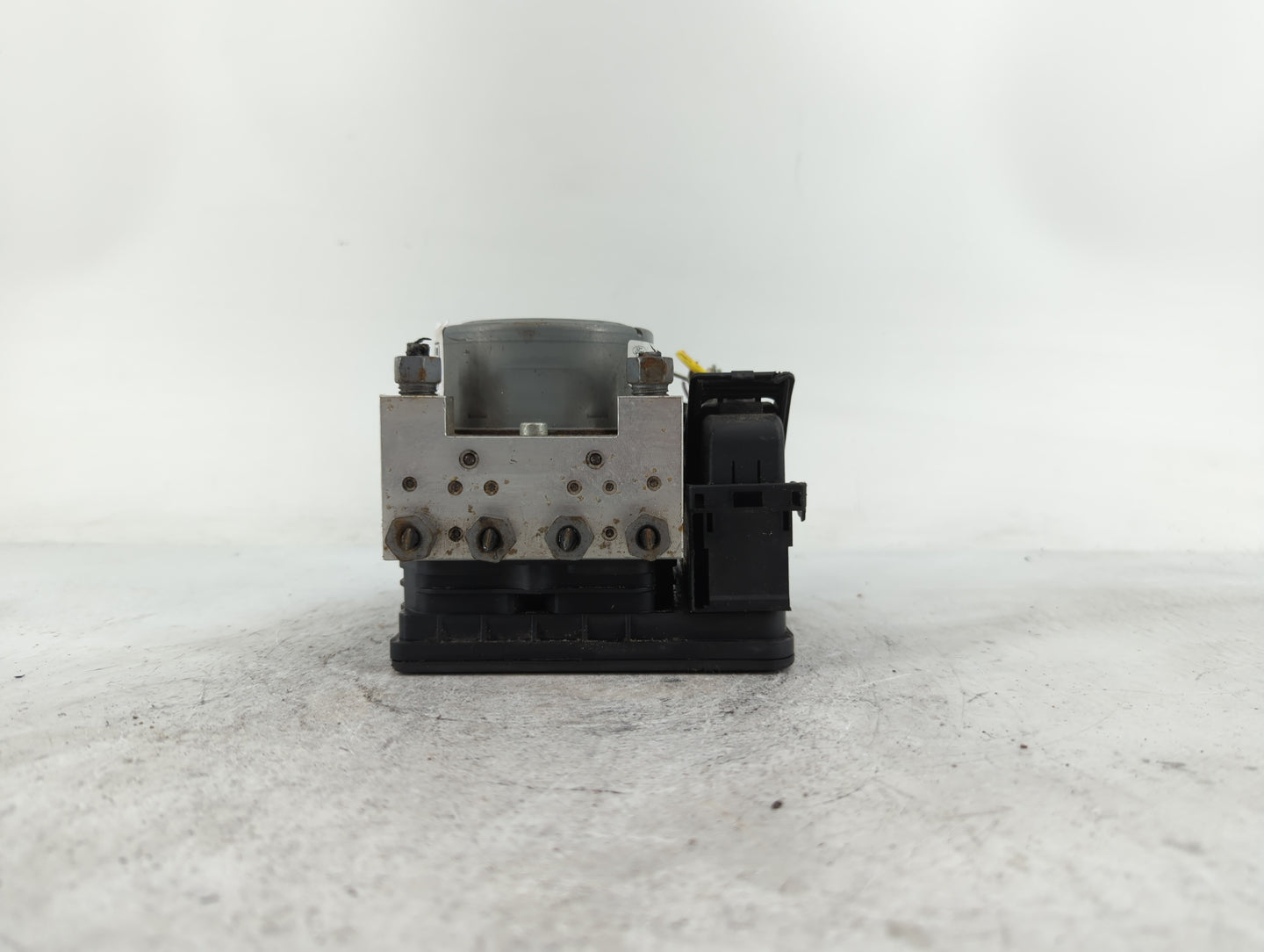 2017-2018 Ford Fusion ABS Pump Control Module Replacement P/N:HG9C-2B373-AG Fits Fits 2017 2018 OEM Used Auto Parts - Oemuse