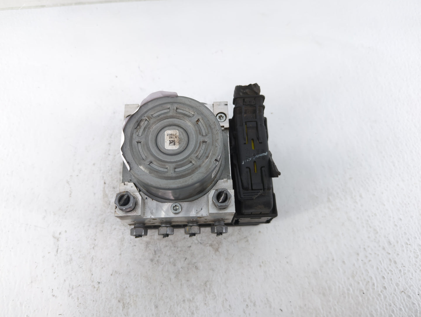 2017-2018 Ford Fusion ABS Pump Control Module Replacement P/N:HG9C-2B373-BG Fits Fits 2017 2018 OEM Used Auto Parts - Oemuse