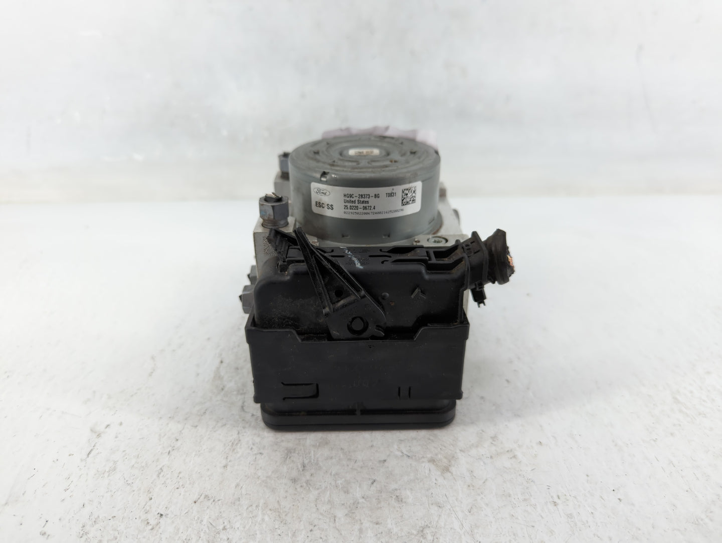 2017-2018 Ford Fusion ABS Pump Control Module Replacement P/N:HG9C-2B373-BG Fits Fits 2017 2018 OEM Used Auto Parts - Oemuse
