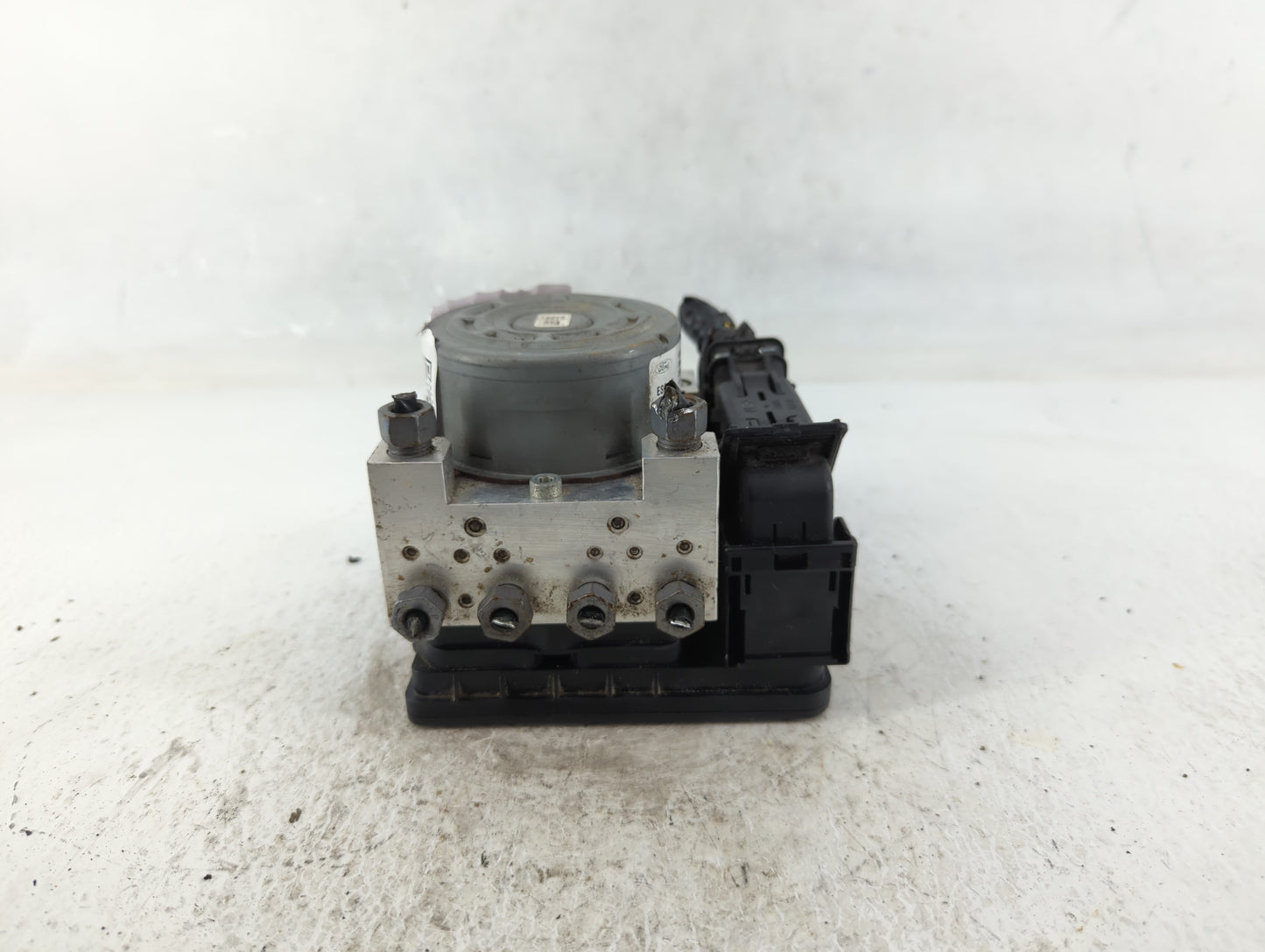 2017-2018 Ford Fusion ABS Pump Control Module Replacement P/N:HG9C-2B373-BG Fits Fits 2017 2018 OEM Used Auto Parts - Oemuse