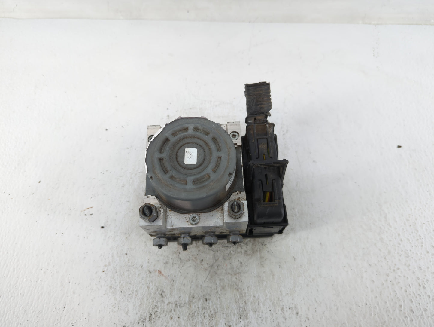 2017-2018 Ford Fusion ABS Pump Control Module Replacement P/N:HG9C-2B373-AG Fits Fits 2017 2018 OEM Used Auto Parts - Oemuse