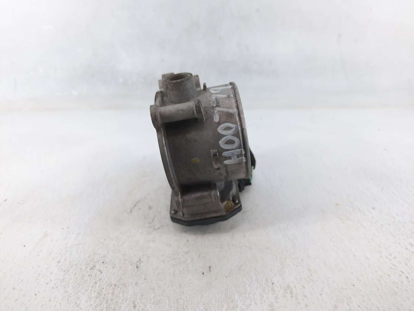 2014-2020 Ford Fusion Throttle Body P/N:35100-3CAA0 Fits Fits 2014 2015 2016 2017 2018 2019 2020 2021 2022 OEM Used Auto Par