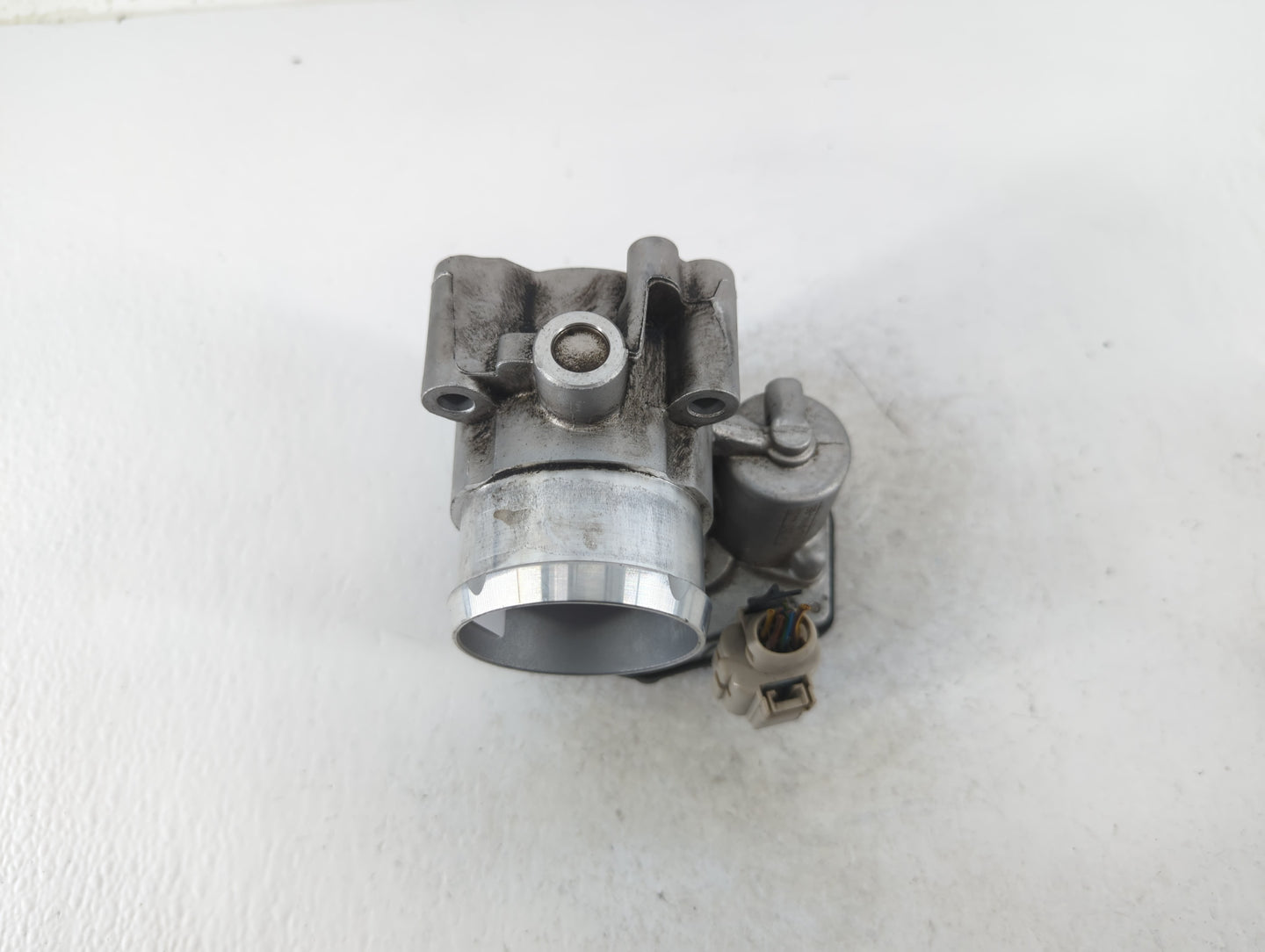 2014-2020 Ford Fusion Throttle Body P/N:B16 263 4450 DS7G-9F991-BB Fits Fits 2014 2015 2016 2017 2018 2019 2020 OEM Used Aut